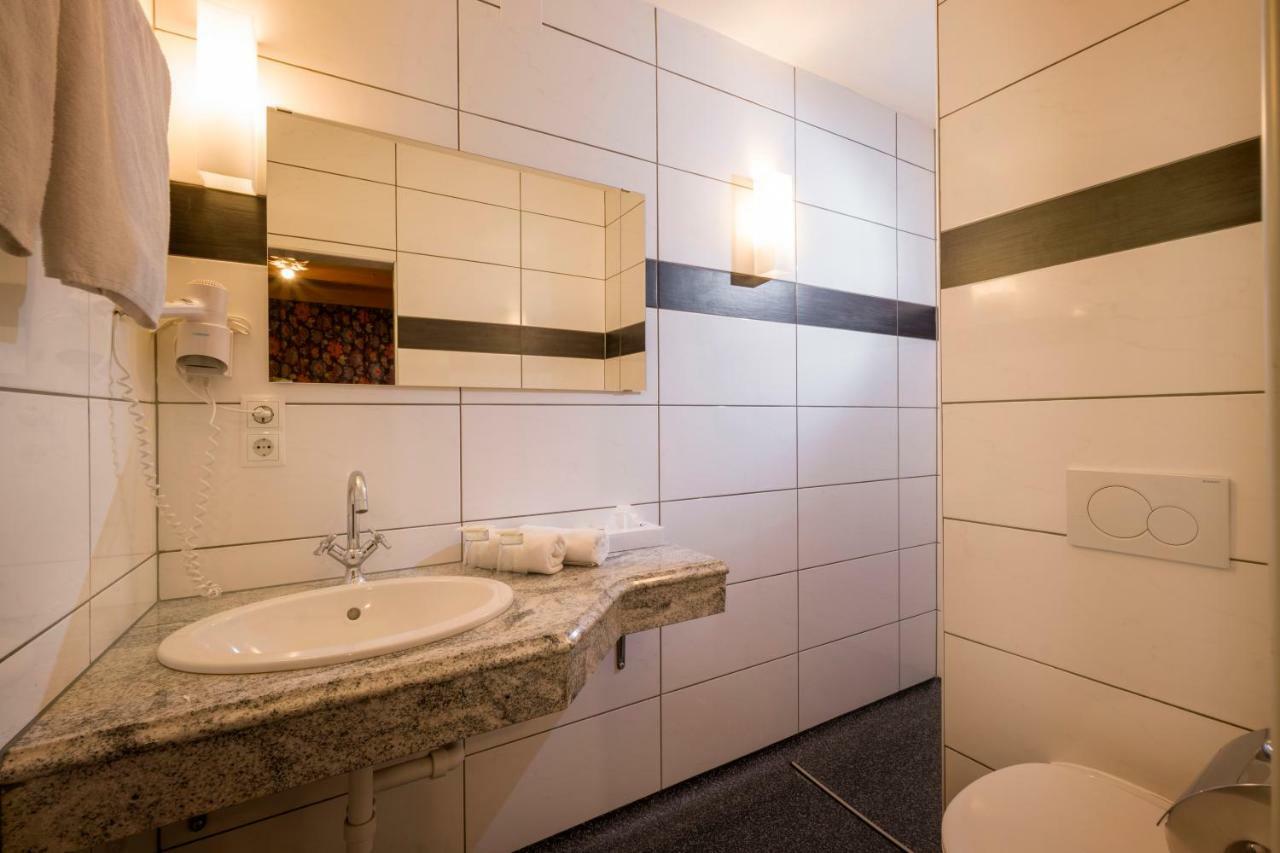 Gasthof Zellerstuben Zell am Ziller Εξωτερικό φωτογραφία